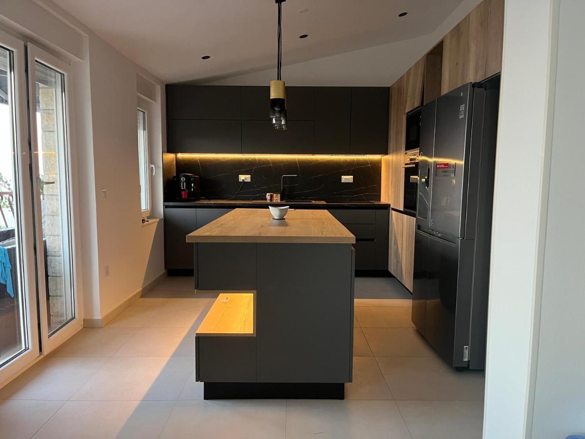 La Domazet Apartment Podstrana